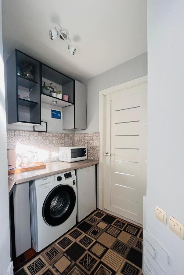 Iren Smart Apartment Lviv Exterior foto